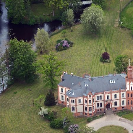 Hotel Schloss Gamehl Бенц Экстерьер фото