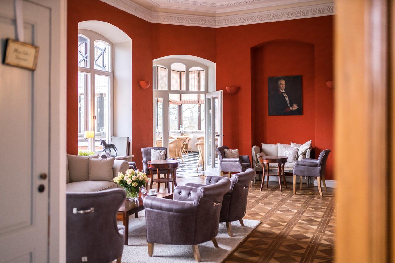 Hotel Schloss Gamehl Бенц Экстерьер фото